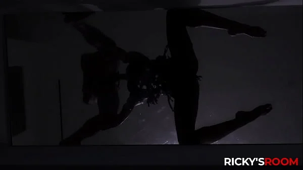 RICKYSROOM Legendary creampie with Kira Noir