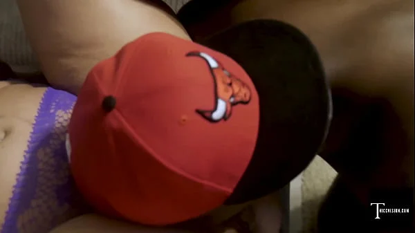 PAWG GILF TAKES BLACK COCK CREAMPIE ON THE COUCH IN FRONT OF HER CUCKOLD HUBBY