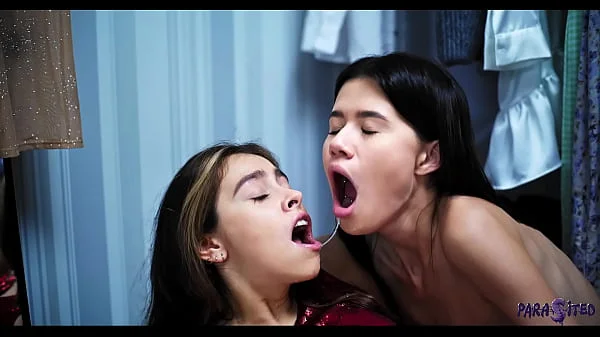 Parasited - Alissa Foxy & Eveline Elle Fuck eachother frenetically after mind controlling Parasite gets them