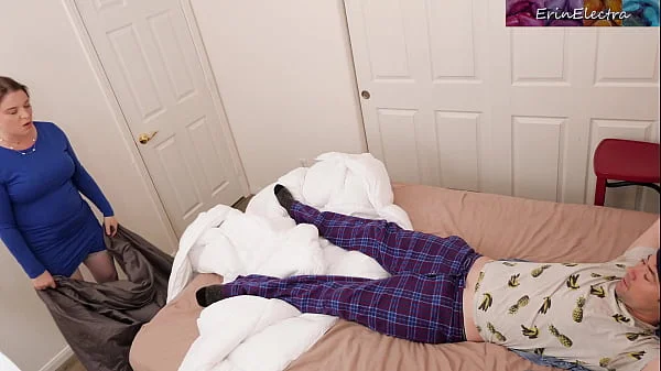 Stepson seduces stepmom to distract her from his messy room