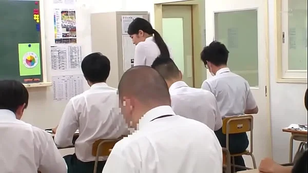 【本庄鈴】想不到老師是曝露狂癡女(下)