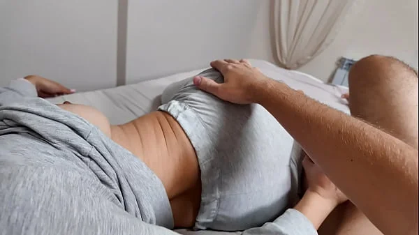 Stepmom shared a bed with her stepson and got unexpected sex