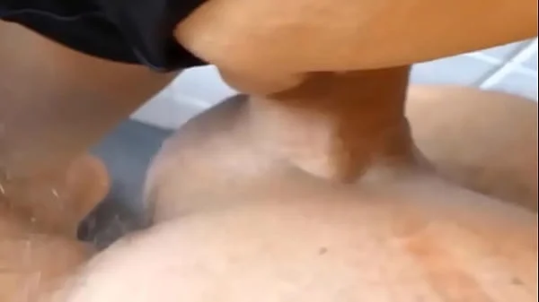 GORDO COÑO BOMBEA POLLA DURA