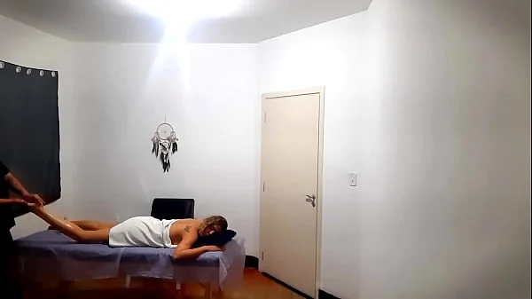 She went to get a massage but was surprised by the therapist who ejaculated in her