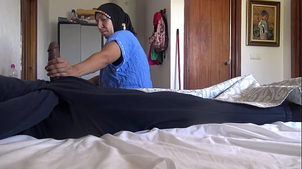 A Muslim maid is disturbed when she sees his big black French cock