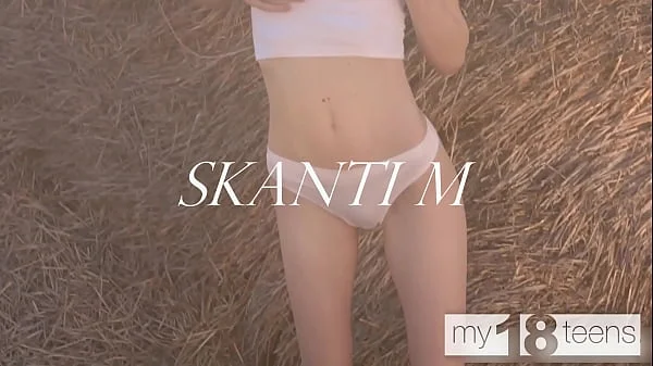 MY18TEENS - Compilation of beautiful girls with a very small tits ( no tits )