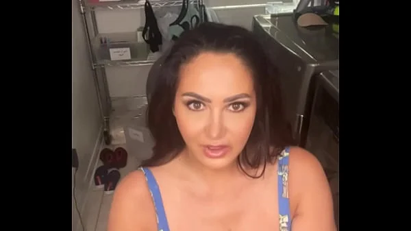 Extraordinaria Ava Addams