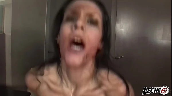 Camarera Que Se Pasa Al Porno