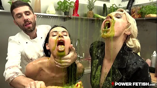 POWER FETISH - Huge Gaping Holes